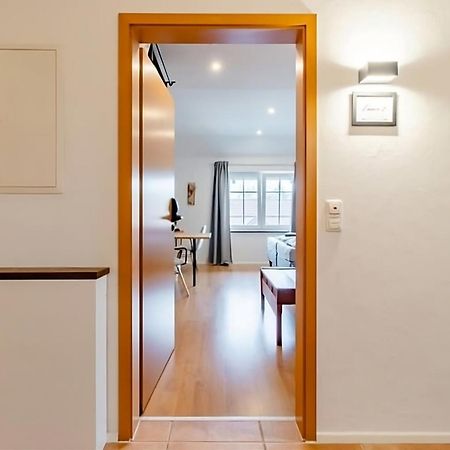 Komfortables Doppelzimmer In Kehl Goldscheuer - 1A Guesthouse Экстерьер фото